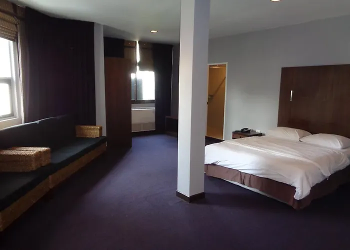 Hotel The Pavilion Place 3*